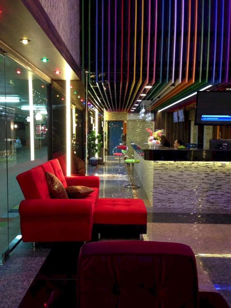 בנגקוק The Breton Hotel Media מראה חיצוני תמונה