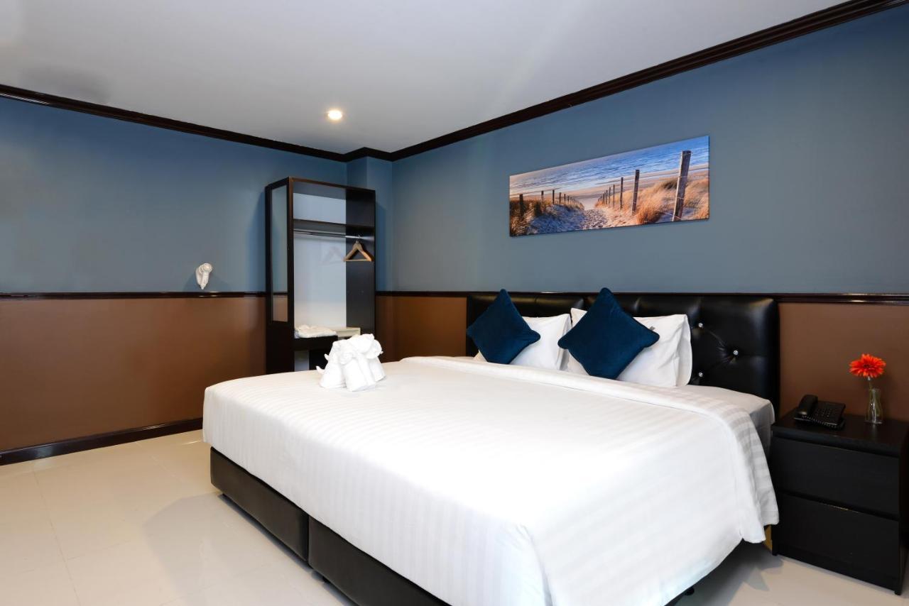 בנגקוק The Breton Hotel Media מראה חיצוני תמונה